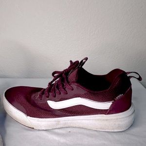 Vans Ultrarange Burgundy Red women’s - size 7.5